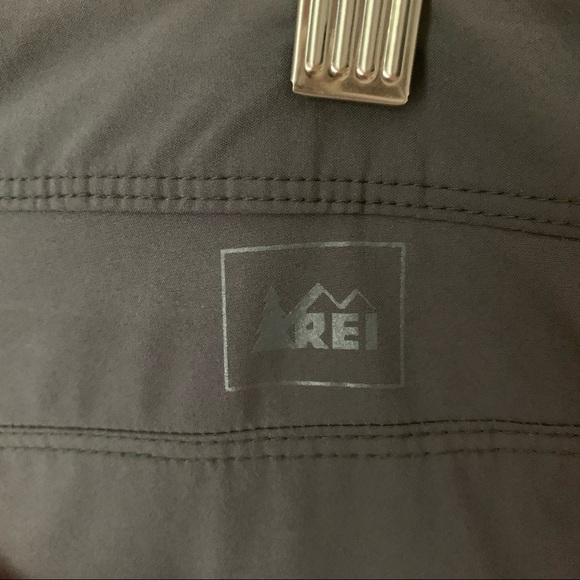 REI Northway Skort Skirt Stretch Asphalt Grey Hiking Activewear Travel Quick Dry - Picture 10 of 14